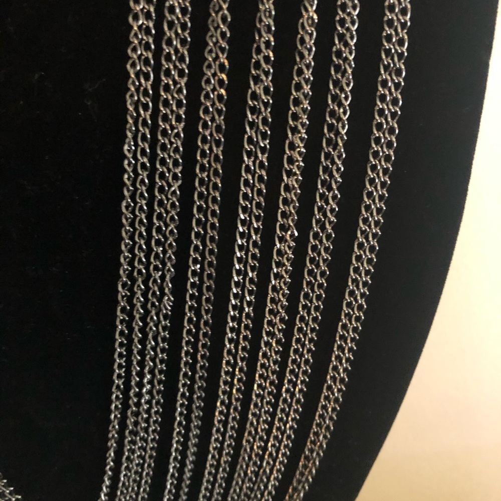 Dramatic necklace! - Picture 4 of 4